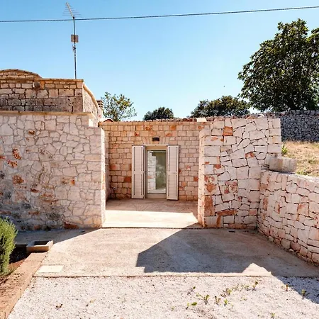 Helloapulia - Typical Lamia Delle Murge Villa