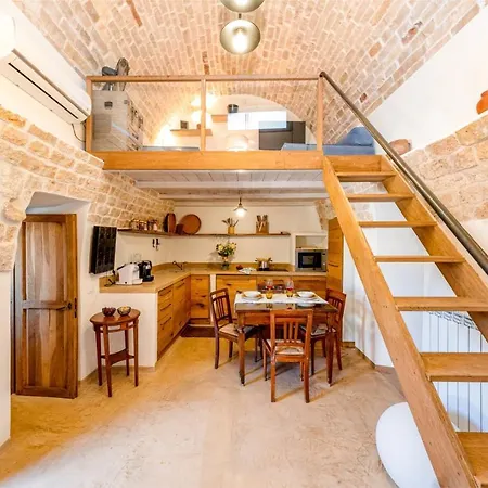 Helloapulia Typical Lamia Delle Murge - Private Pool & Scenic Hilltop Retreat - Pet Friendly Villa *